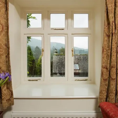2 Hart Head Barn Rydal